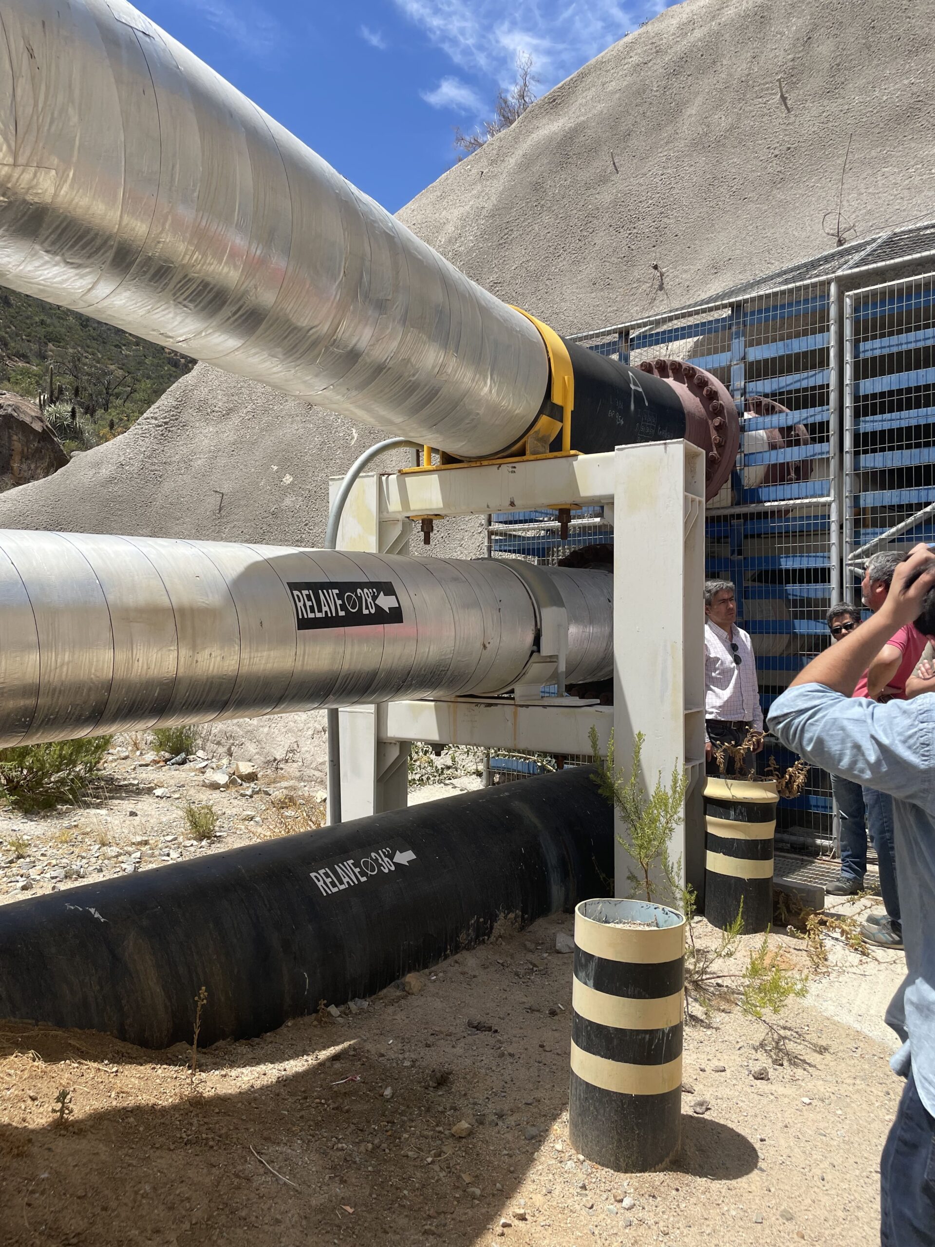 Ductos industriales de relave en proyecto minero